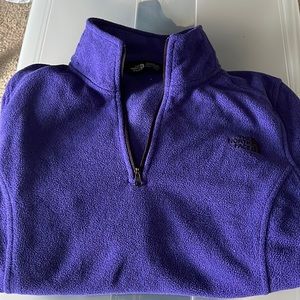 North Face women’s long sleeve fleece